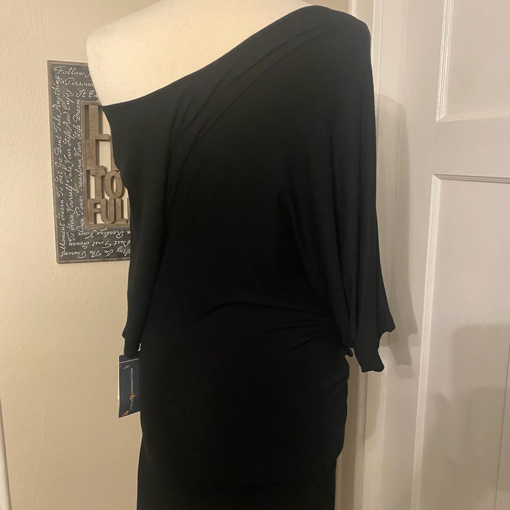 NWT French Connection SEXY 🔥 Off-Shoulder Asymmetrical Dress S/M $275 - Picture 4 of 14